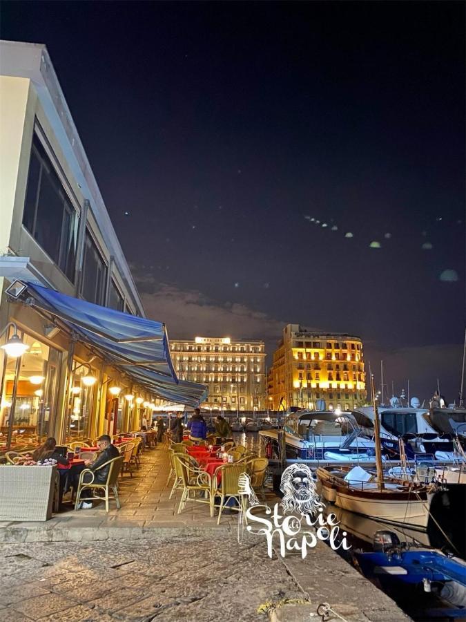 Napoli Sottosopra Chiaia Apartment Exterior photo